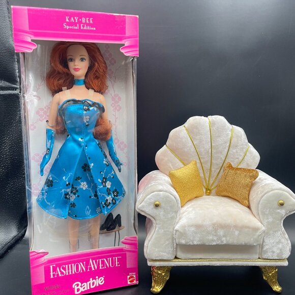 A custom-made armchair for Barbie NIB - Picture 7 of 7
